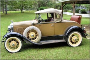 1931 Ford Model A Deluxe Roadster