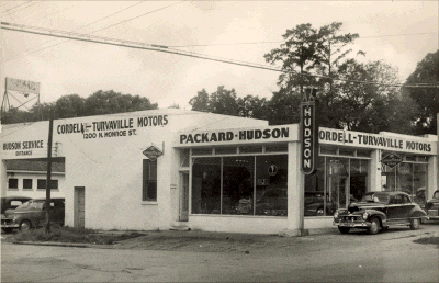 Outside curb-shot of 1200 N. Monroe St., 1946